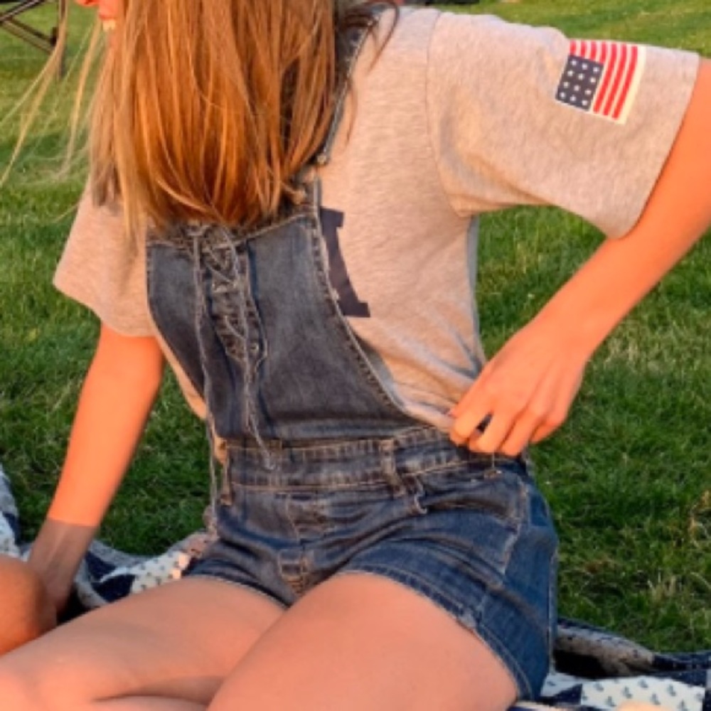 PacSun denim overall shorts!